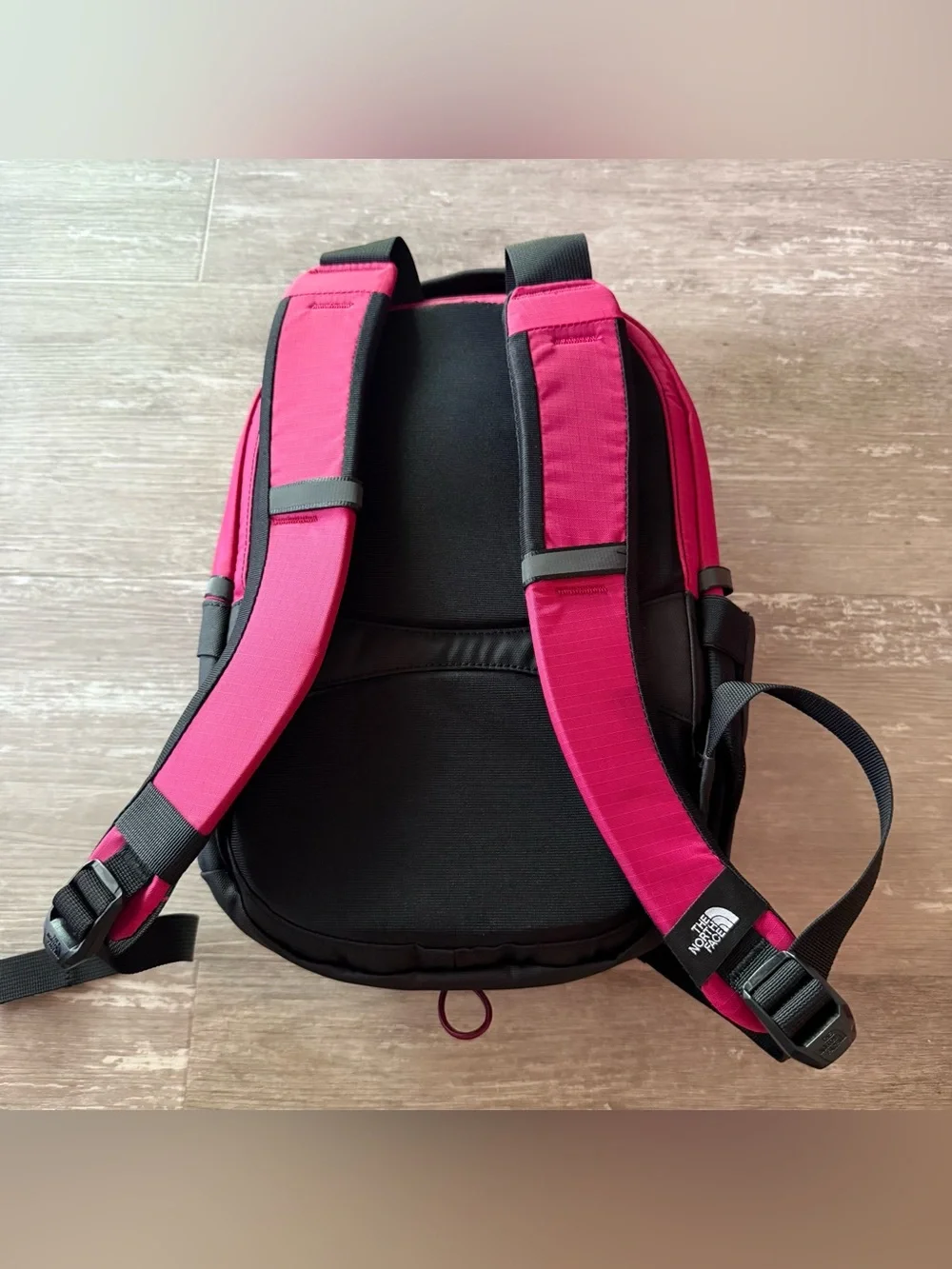 The North Face Borealis Mini Backpack in Lali Guran pink black NEW 10L